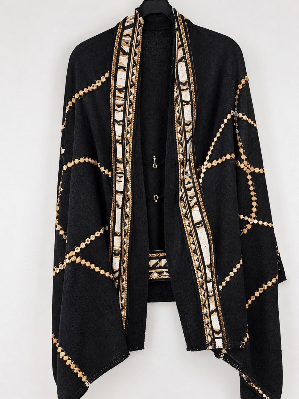Chico’s Black & Gold Chain Print Wrap Scarf/Shawl NWOT with Storage Pouch